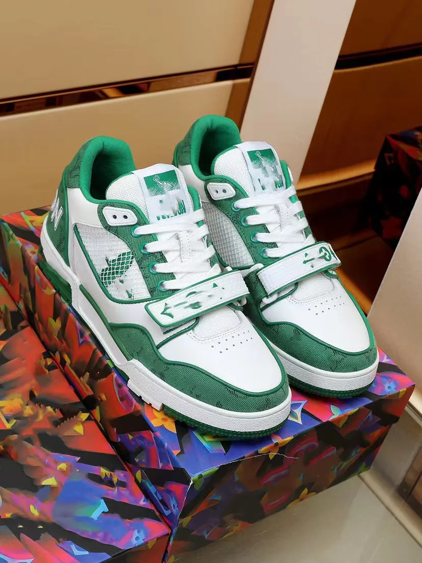 Mens shoes top white and green