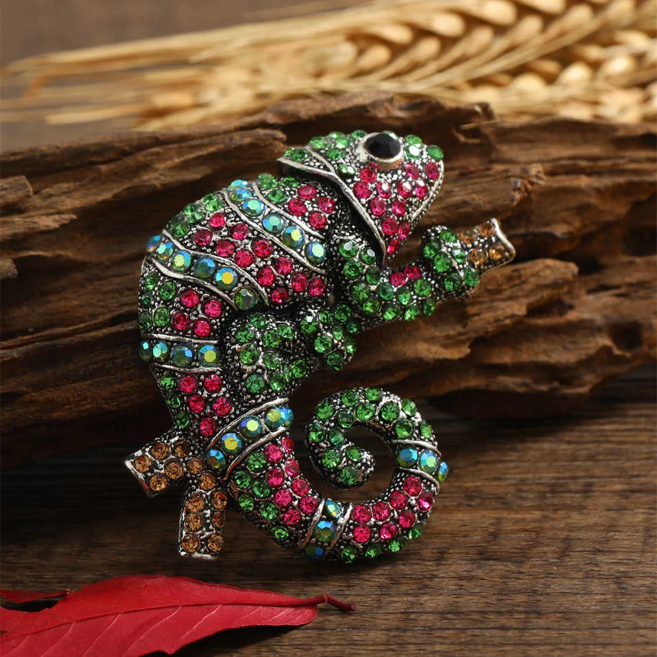 Large fashion brooches hotsell
