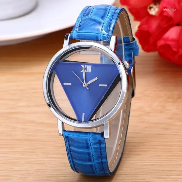 Wristwatches 2023 Women Triangular Watches Fashion Designer Unique Hollowed-out Red Blue White Pink Leather Band Quartz Wrist