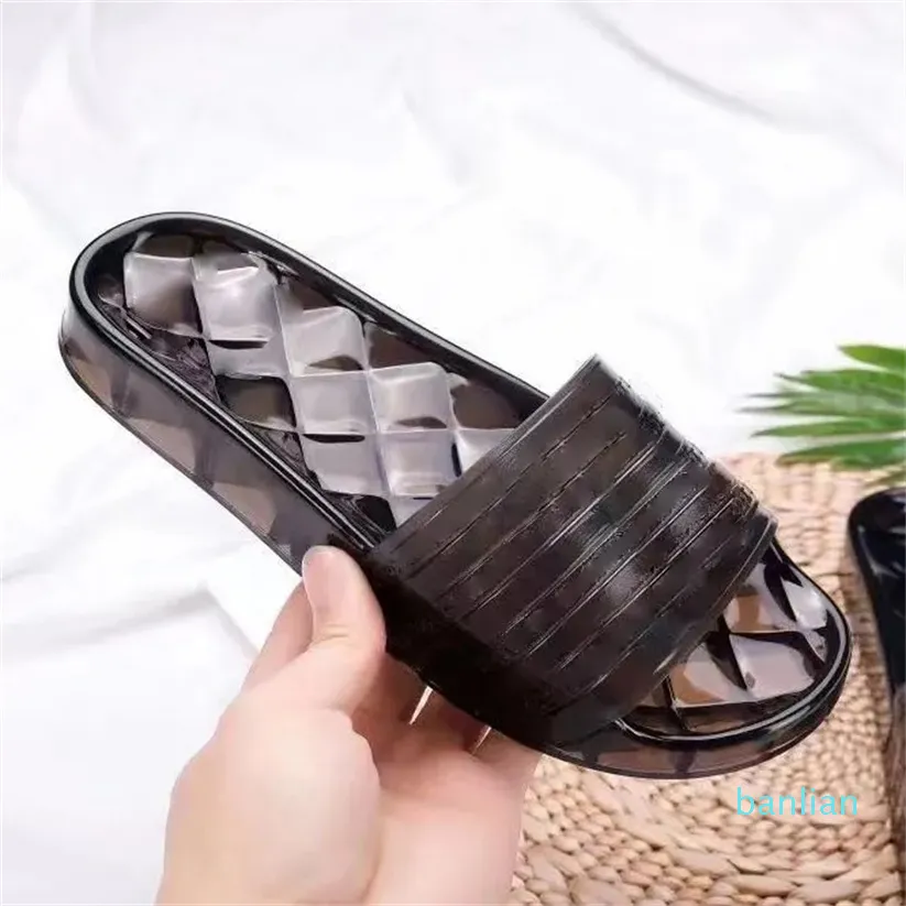 Moda kauçuk şeffaf düz sandalet tasarımcı tarzı plaj seyahat terlikleri