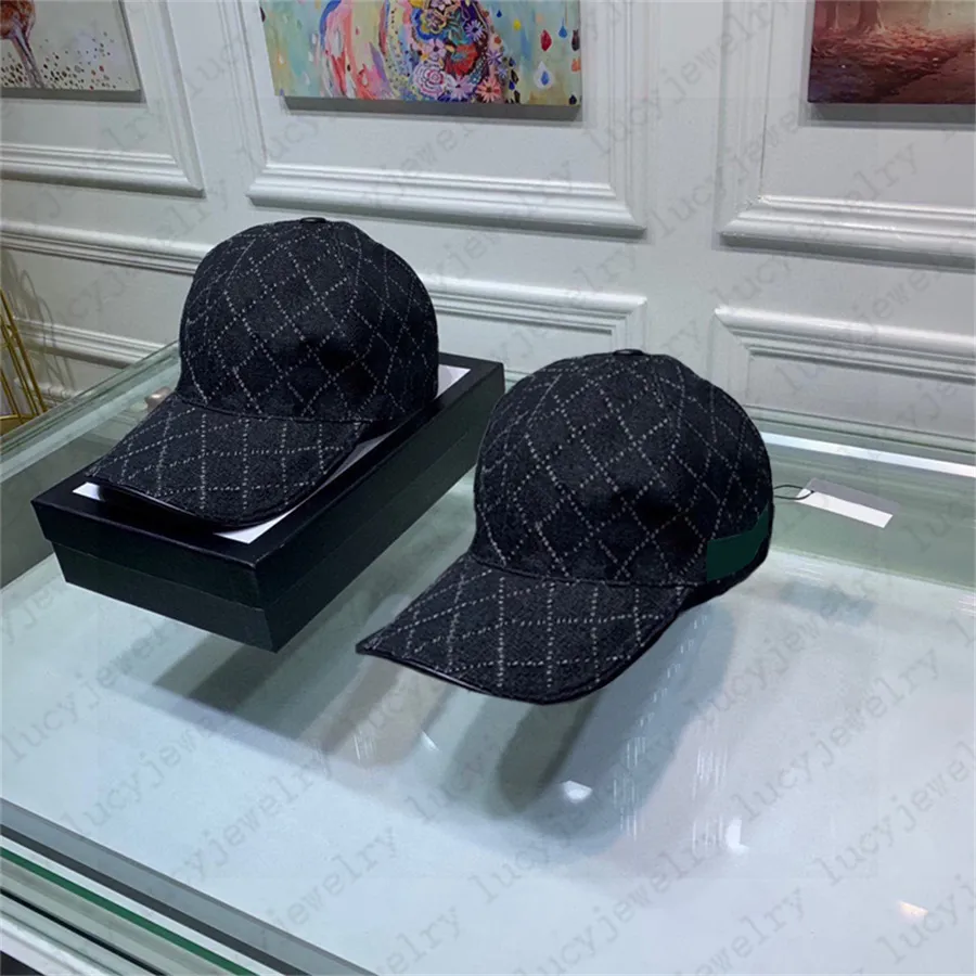 Fashion Ball Caps Classic Simple Unique Designer Striped Cap  display picture 2