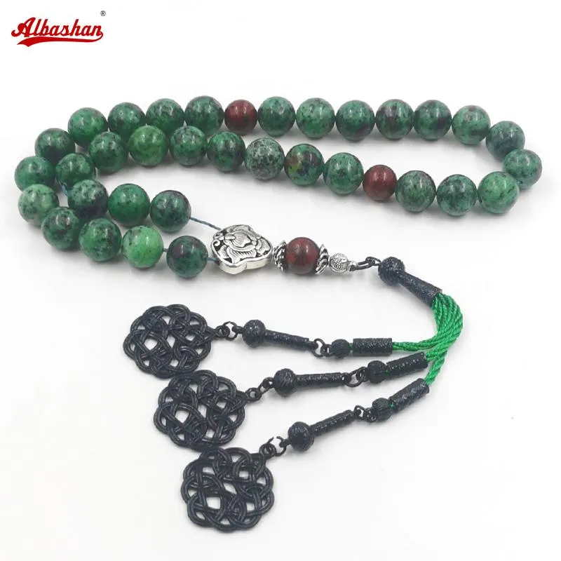 Armband Tasbih Gemstone Zoisite Stone Muslim Halsband med röda sesampärlor Green Tassel 33 Rosary Bead Armband Islamiska tillbehör