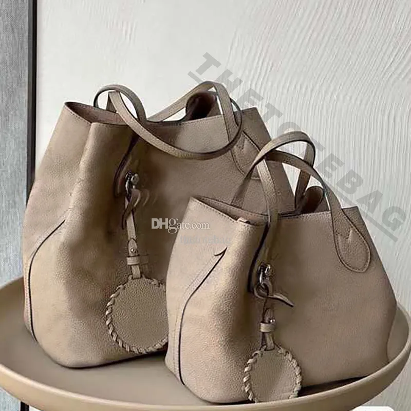 23 Blossom MM Tote Bag Luxury Mahina Perforated Monograms Leather