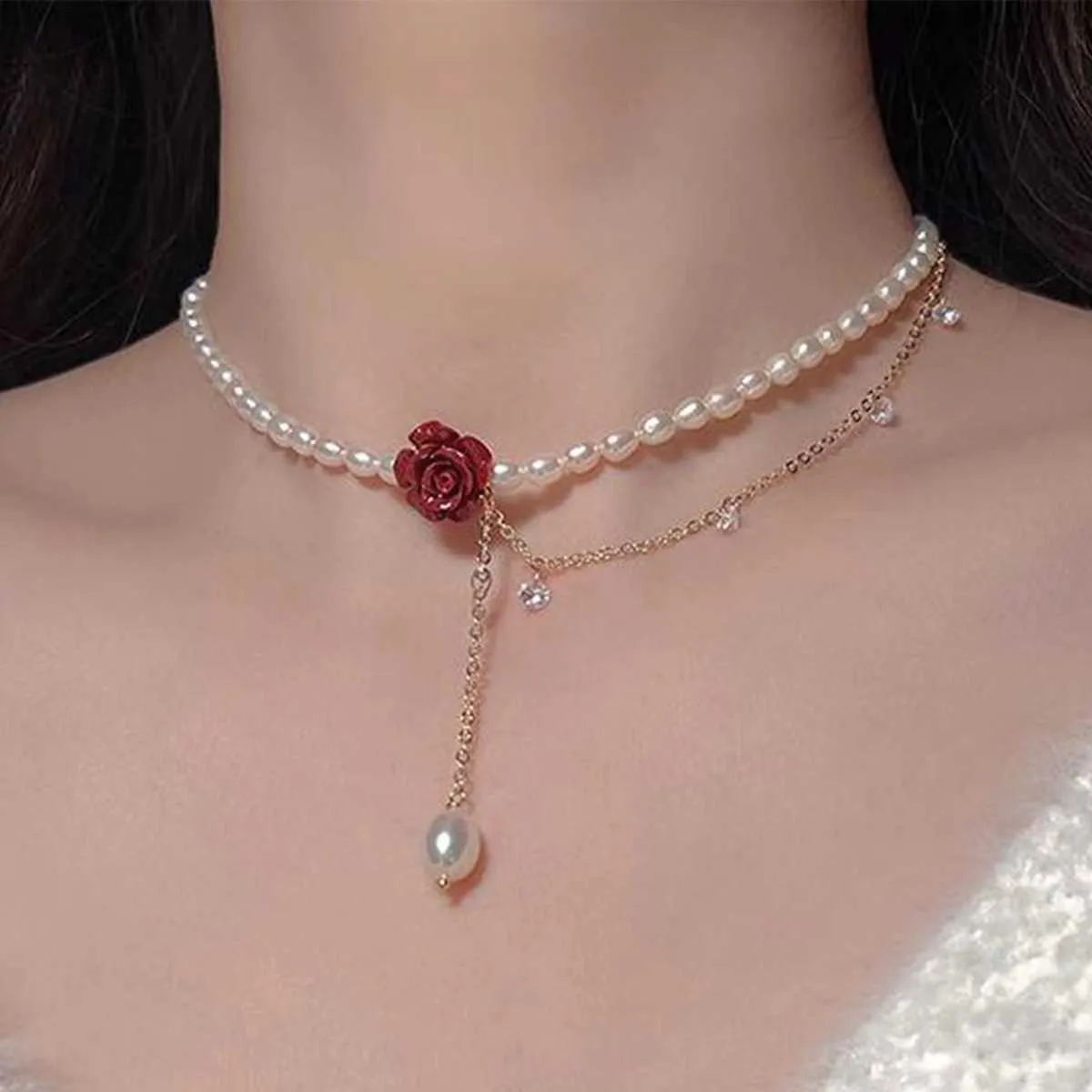 Necklaces Fashion Retro Hong Kong Style Rose Zircon Pearl Necklace Exit Design Clavicle Template Versatile Pendant Gift G220524