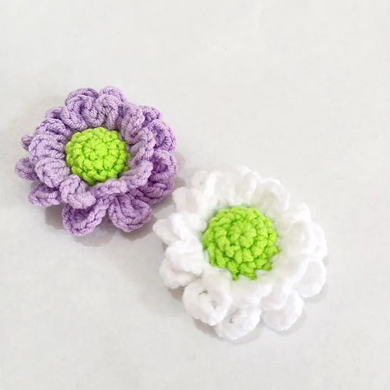 Tricoté à la main en laine fleur broche broches pour femmes Crochet Corsage costume épinglettes élégant manteau pull Badge bijoux accessoires