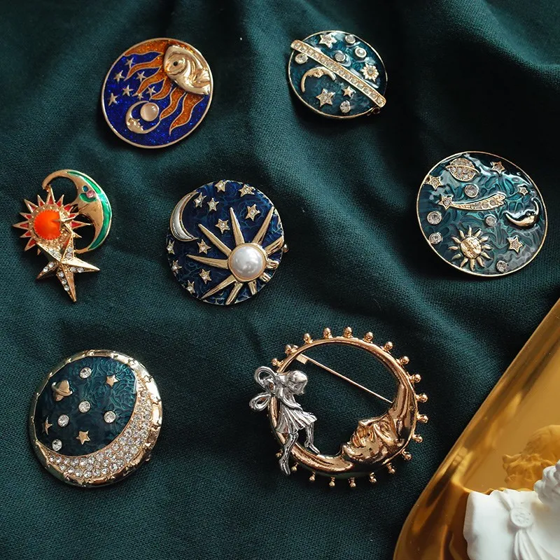 Vintage sales enamel brooches