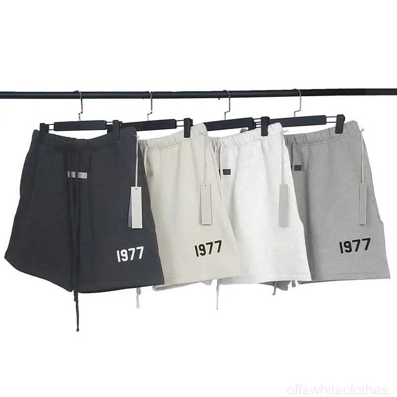 Heren shorts 1977 Letter Gedrukte korte broek mode zomer Essen broek mannelijke streetwear sportkleding