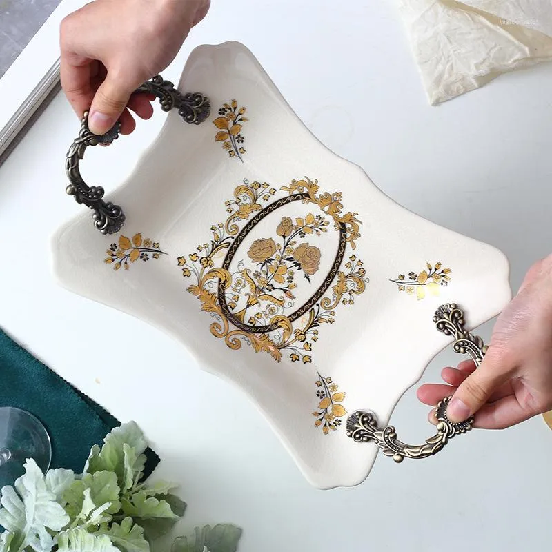 Piatti Piatto di frutta in ceramica in stile europeo creativo Luce Luxury Fashion Famiglia Dry Crack Porcellana