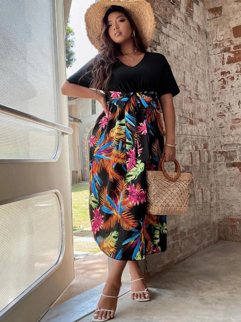 Beach party outfits for plus size hotsell