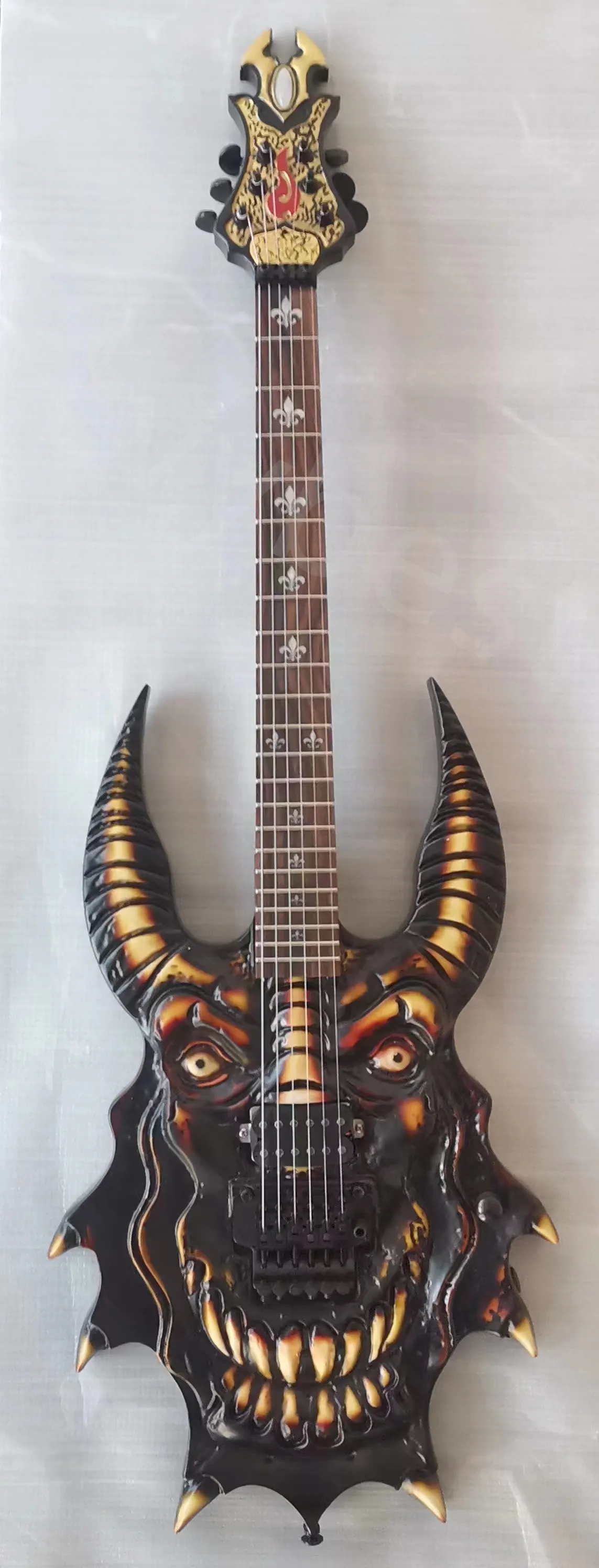 Feral Original Custom Guitar カスタムギター Feral Original Custom Guitar カスタムギター