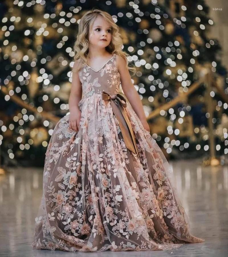 Luxury Flower Girl Dress With Pearls Embroidery And Appliques