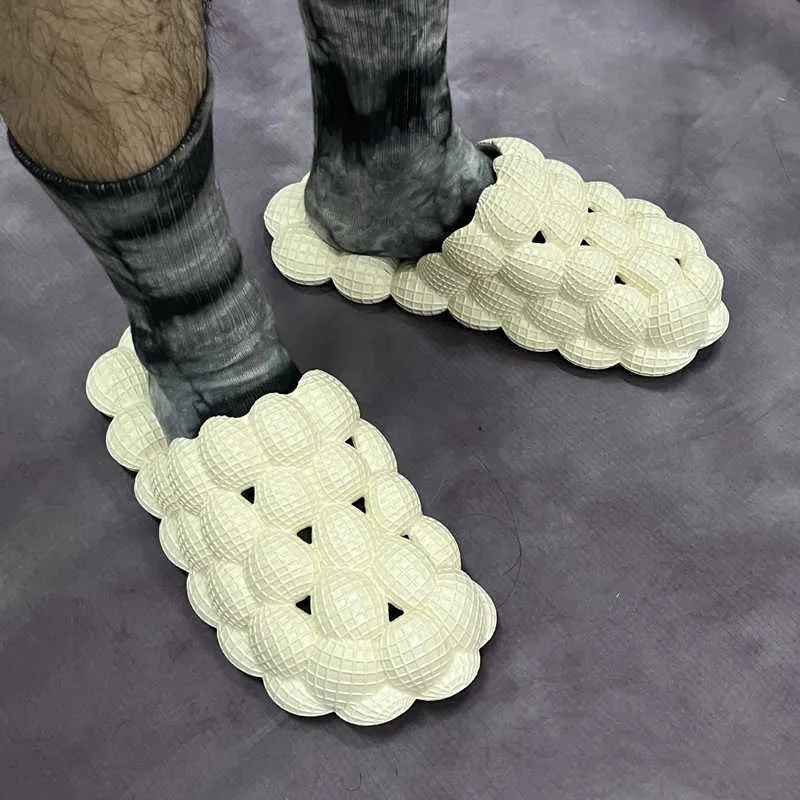 Bubble flip clearance flops