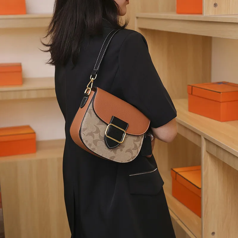 Brand Day Packs 24SS Women's handbag Wholesale Splicing Contrast Color Fashion grils Trendy Bag 20x16x8cm