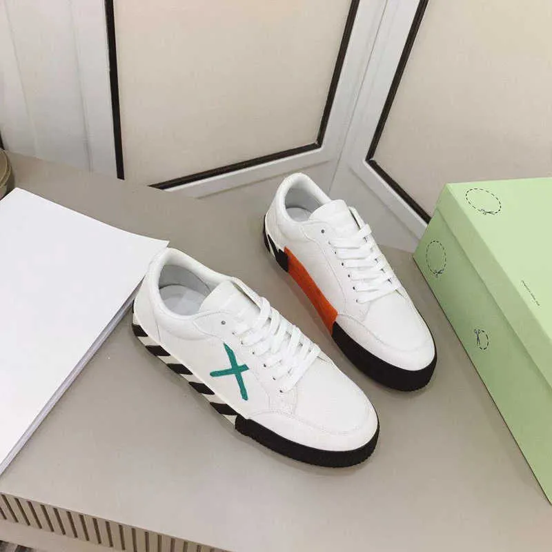 Mint shoes top