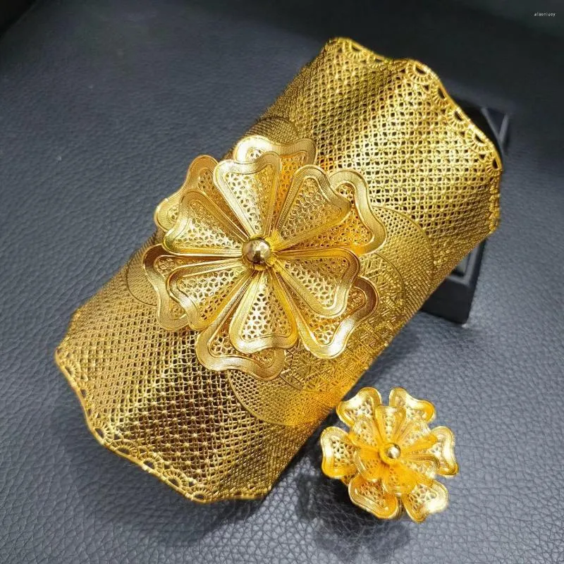 Collier Boucles d'oreilles Set Dubaï 24k Bracelet Gold Bracelet Bijoux de mariage pour les femmes DD10225