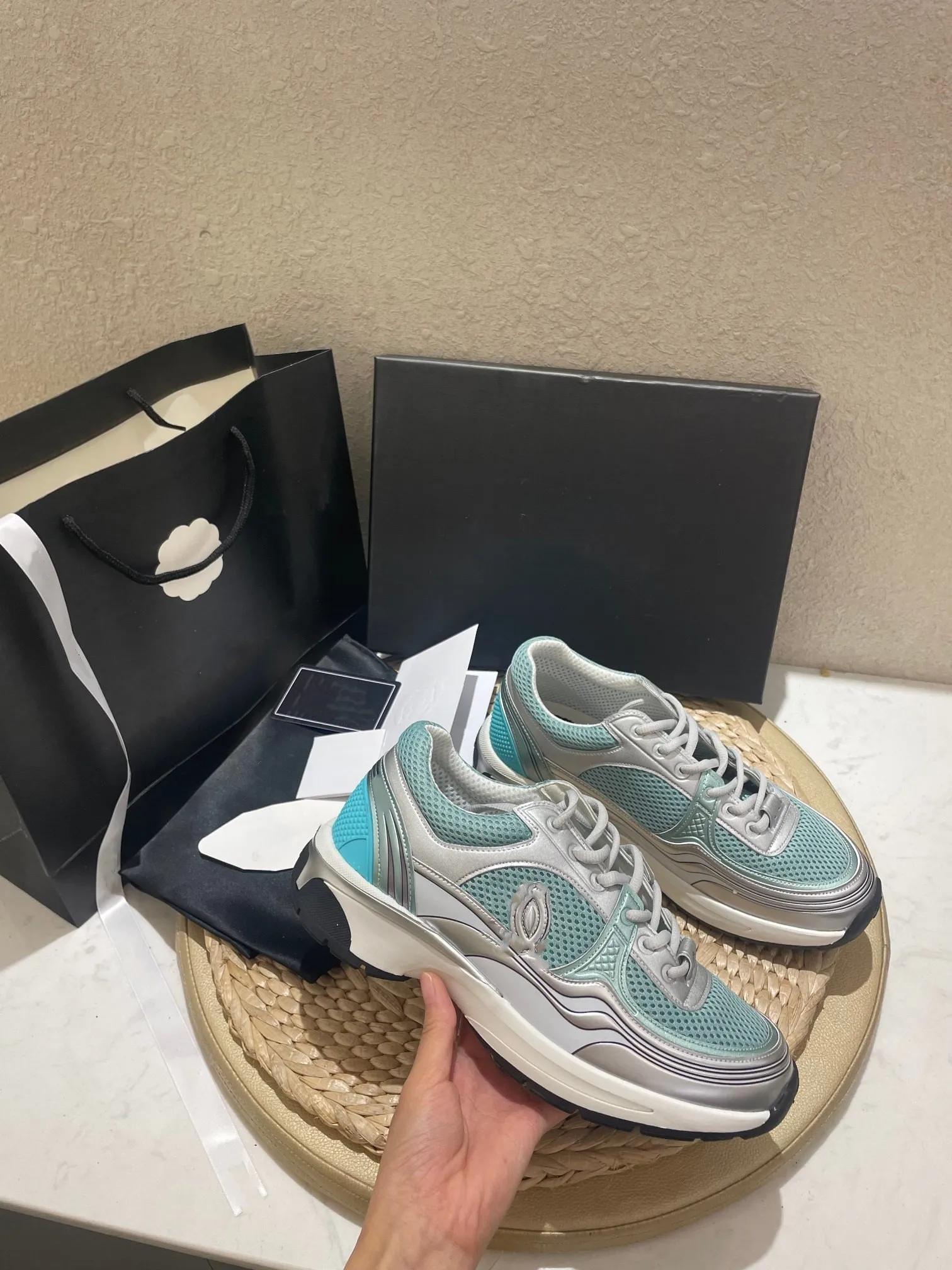 Metallic detail city trainers hotsell