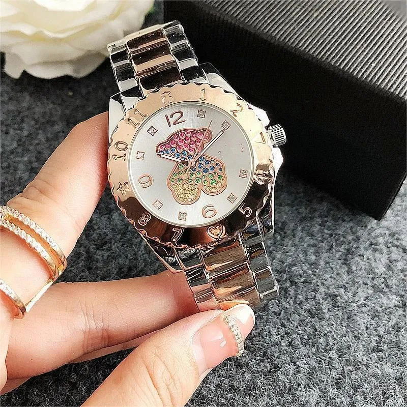 Zegarki damskie 2023 Rainbow Bear Ladies Fashion Na ręce nadgarstki Mały Niedźwiedź Styl Bransoletka ze stali nierdzewnej Sivler Rose Gold Kolor 6326 230524