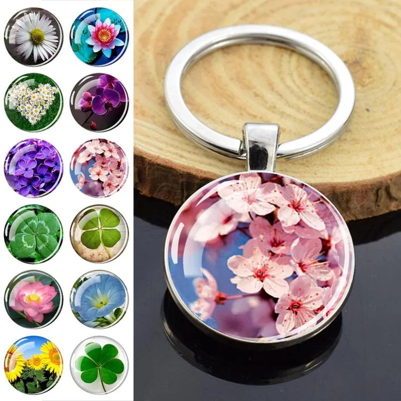 Keychains esspoc Lucky Flower Key Chain Double Side Glass Cabochon Keyholder For Women Girls Halloween Christmas Gifts Jewelry