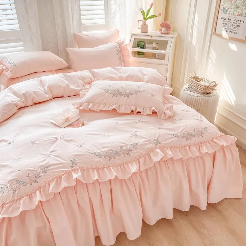 Bedding Sets Vintage Nordic Pastoral Artistic Cotton Ruffles 4Pcs Set Plant Pattern Quilt Cover Linen Pillow Shams Pink Sheet