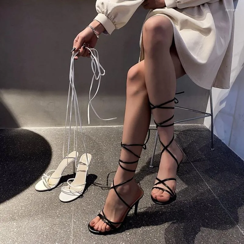 Chaussures habillées femmes talons hauts sandales d'été Rome mode dames pompes Sexy fête talons aiguilles croix Zapatos