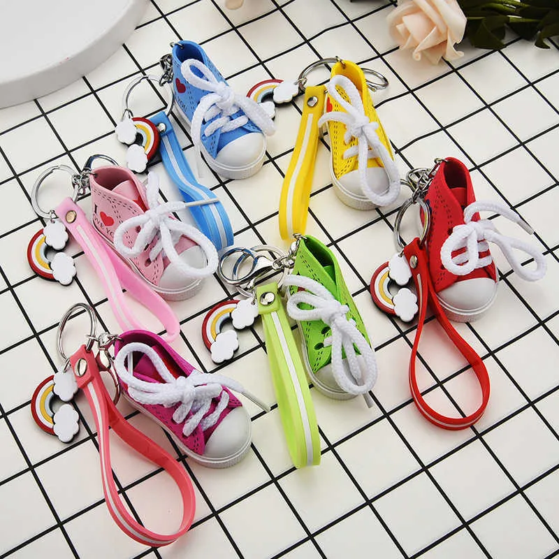 Keychains Mini Hi Top Canvas Tennis Shoes Blue Pink Black and White Sneakers Keychain Doll Fun Gift G230525
