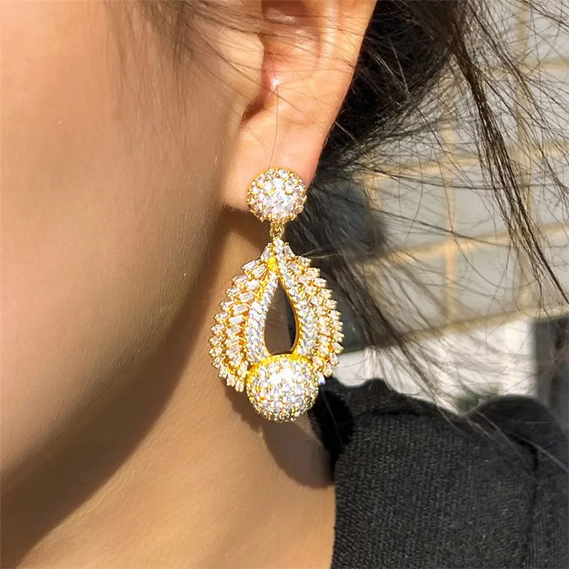 アクセサリー Earring 18k Amazon.com: Brilliant Iced Cz 14K Yellow Gold Plated