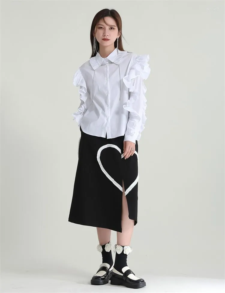 Blusas femininas Zhongchuang Rizhen 2023 Early Spring Designer Style Pressado Lappels plissados ​​brancos elegantes mangas trancas de renda