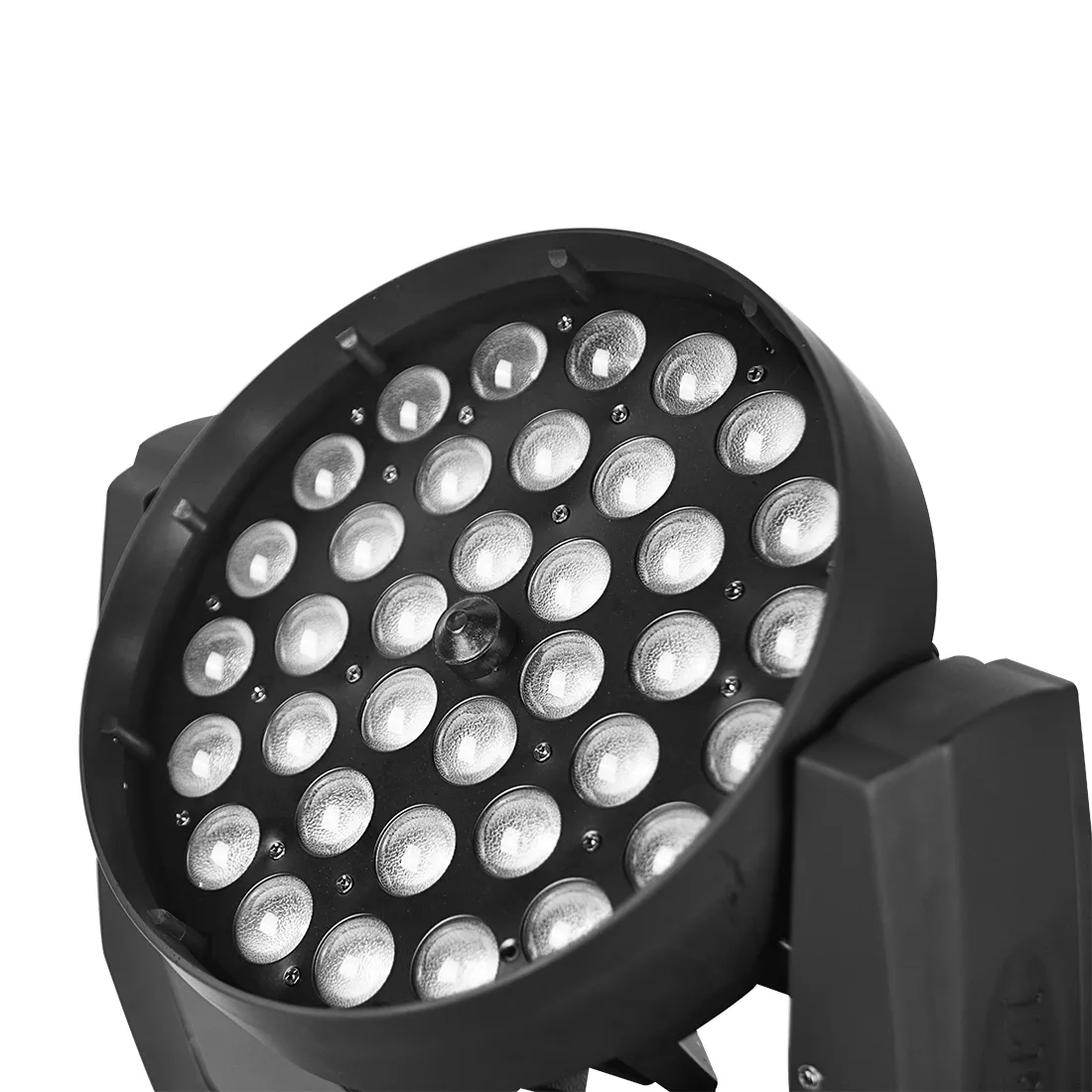36x18 Lavagem De Zoom LED LED LED RGBWA+UV 6 Pol. De $1.547,34