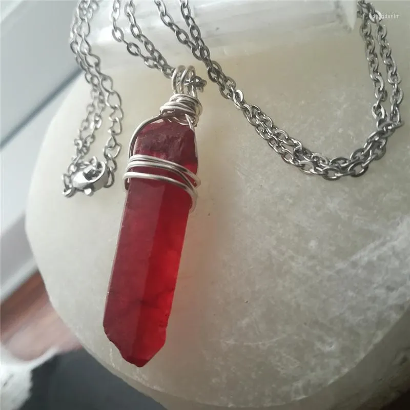 Red sale quartz pendant
