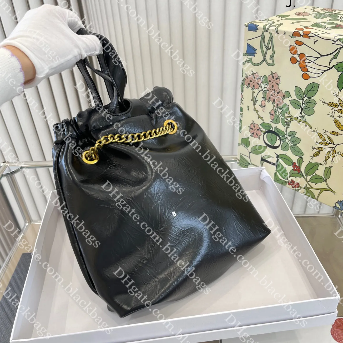 女性用の黒いゴミバッグデザイナーバッグクラシックレターショルダーバッグミニホーボークロスボディバッグ