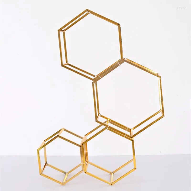 Parti Dekorasyonu 4pcs/Set Cube Düğün Stand Metal Yol Kurşun Geometrik Altıgen Kutu Zemin Parlak Altın Kaplama Dekor Olay Prop