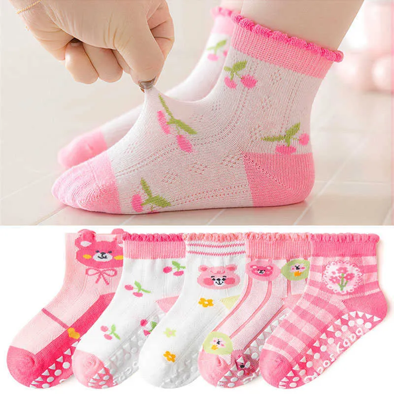 Chaussettes 5 paires/lot de coton pour enfants d'été à la mode adolescents garçons filles bébé net dessin animé printemps 1-12 ans enfants et étudiants chaussettes antidérapantes G220524