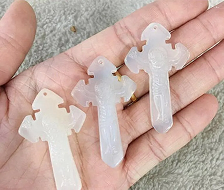 Charms Aziatische Nateral White Agate Pure Hand Polished Cross Cross Crucifix hanger