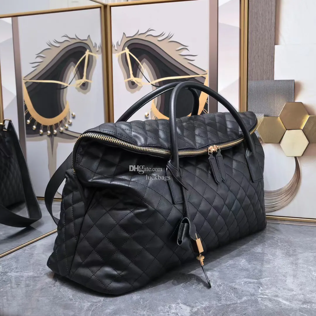 Quilted travel bag online