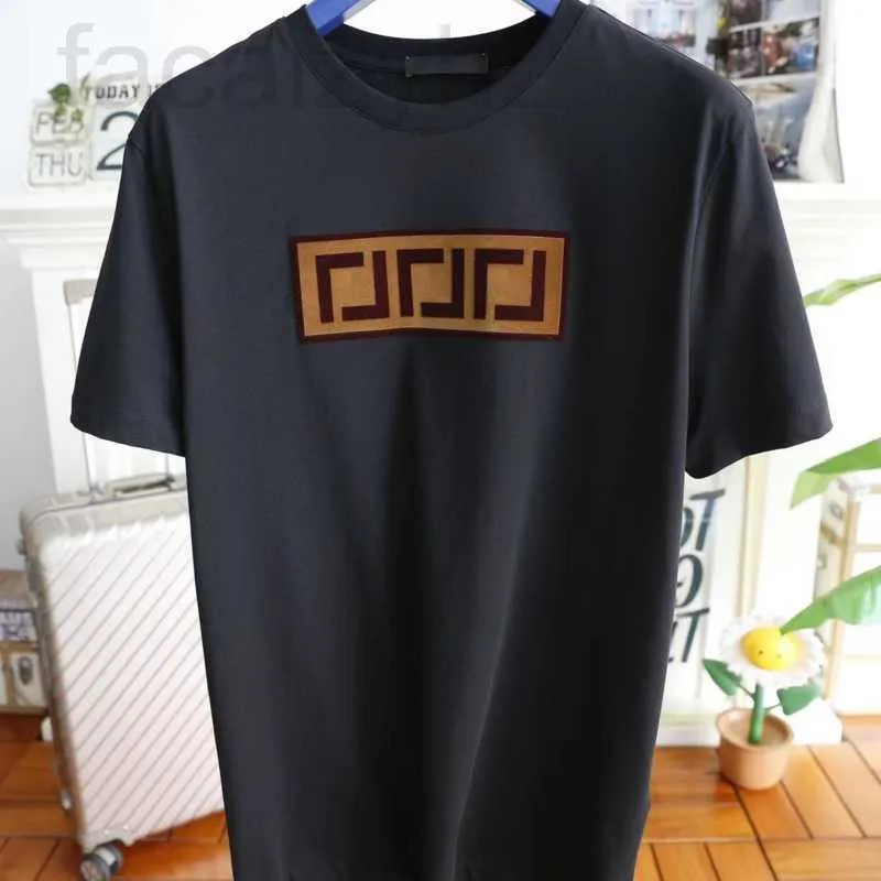 Diseñador de camisetas para hombres Camiseta de manga corta de verano Camiseta con cuello redondo jersey con estampado de letras en la parte superior camiseta de algodón informal más el tamaño 5xl 6Z87