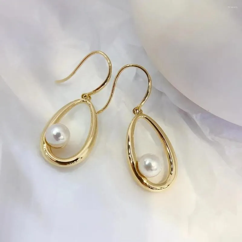 أقراط مسمار Madalena Sarara 4mm-4.5mm Freshwater Pearl Women 18K Gold Hook Dropwater Shape Au750 Stamp