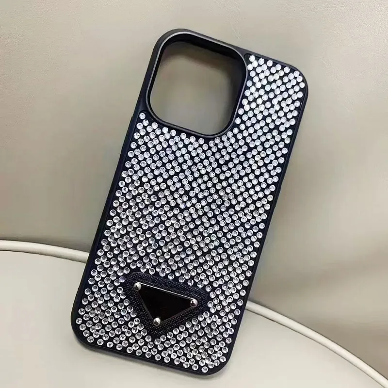 Cas de téléphone de paillettes de luxe pour Iphone 13 Pro Max 14promax 13 14Pro créateur de mode Bling strass étincelant diamant bijoux 3D cristal femmes étui de couverture arrière