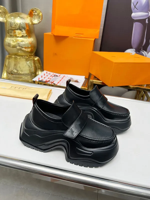 Люксовый бренд дизайнерской повседневной обуви мужские и женские кроссовки для женщин Обувь Клубничная волна 0522