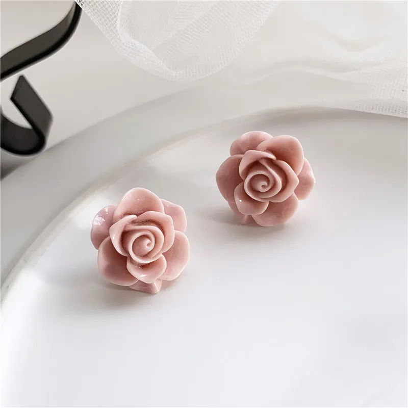 Orecchini a clip grandi rosa rosa senza fiori penetranti Orecchini da sposa di lusso dolce