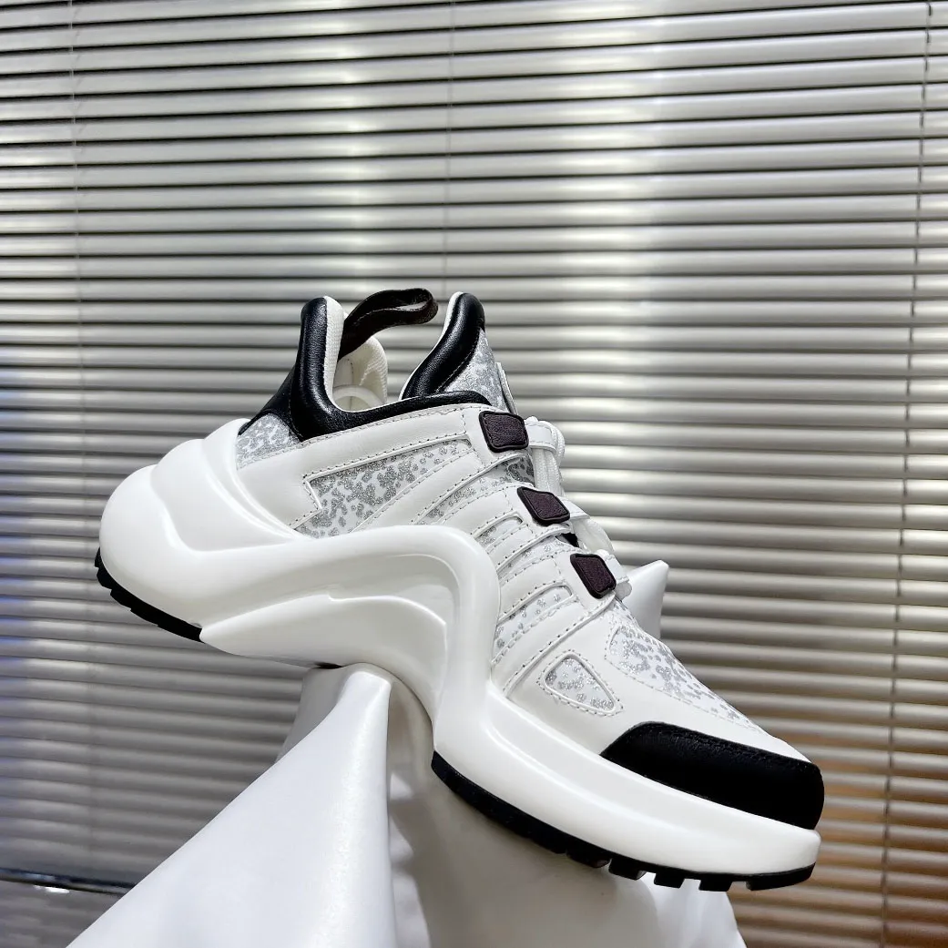 Sports shoes unlimited outlet