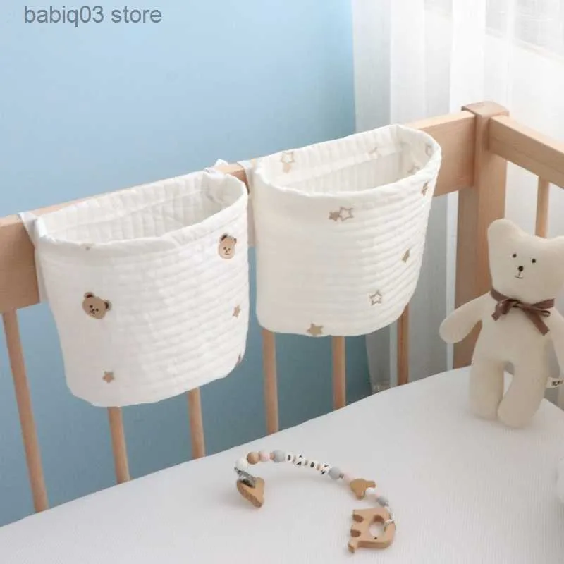 DIAPER Väskor Bedside Storage Bag Baby Crib Organizer Hängväska för sovsal Bed Bunk Hospital Bed Rails Book Toy Diaper Pockets Bed Holder T230526