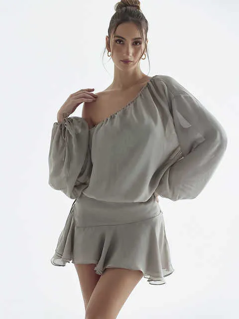 Elegant en chique één schouder korte jurken strandvakantie rave outfits 2023 Nieuwe Chiffon Summer Jurk met lange mouwen