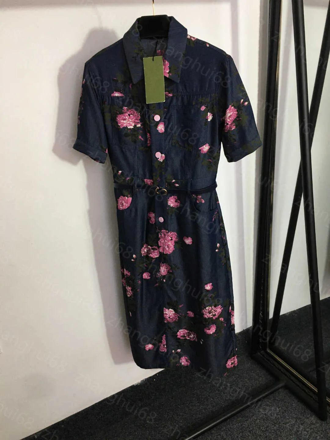 23ss robe d'été vêtements de créateurs pour femmes robes pour femmes tempérament ceinture imprimée florale rentrée dans la taille revers robe en jean à manches courtes vêtements pour femmes