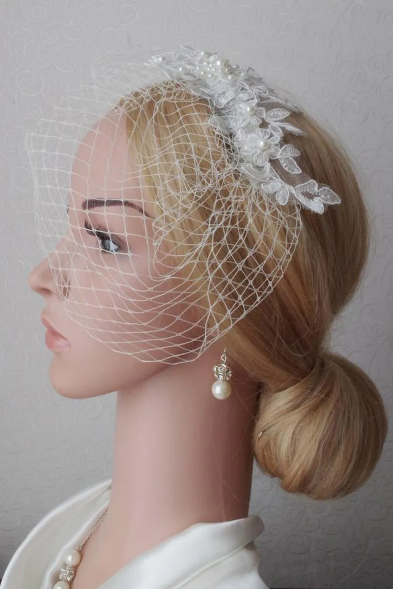 ブライダルベール花嫁ヘアアクセサリーのための白い真珠の顔ウェディングブラッククリスタルビーズネットバードケージ魅力