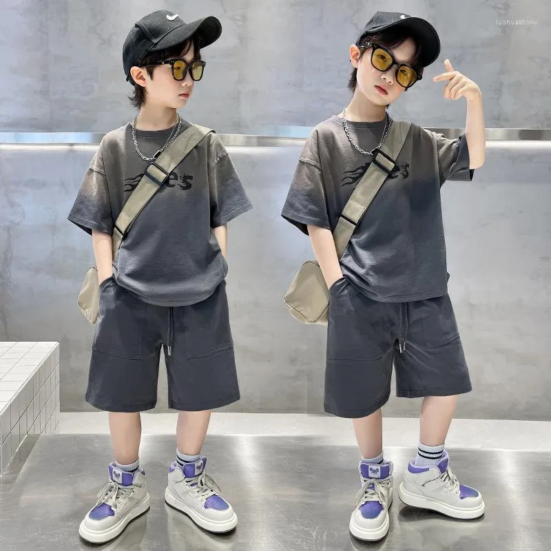 Clothing Sets 2023 Summer Kids Boys Short Sleeve Set Teenagers Children Fashionable Cool Handsome T-shirt Shorts 2Pcs Suits