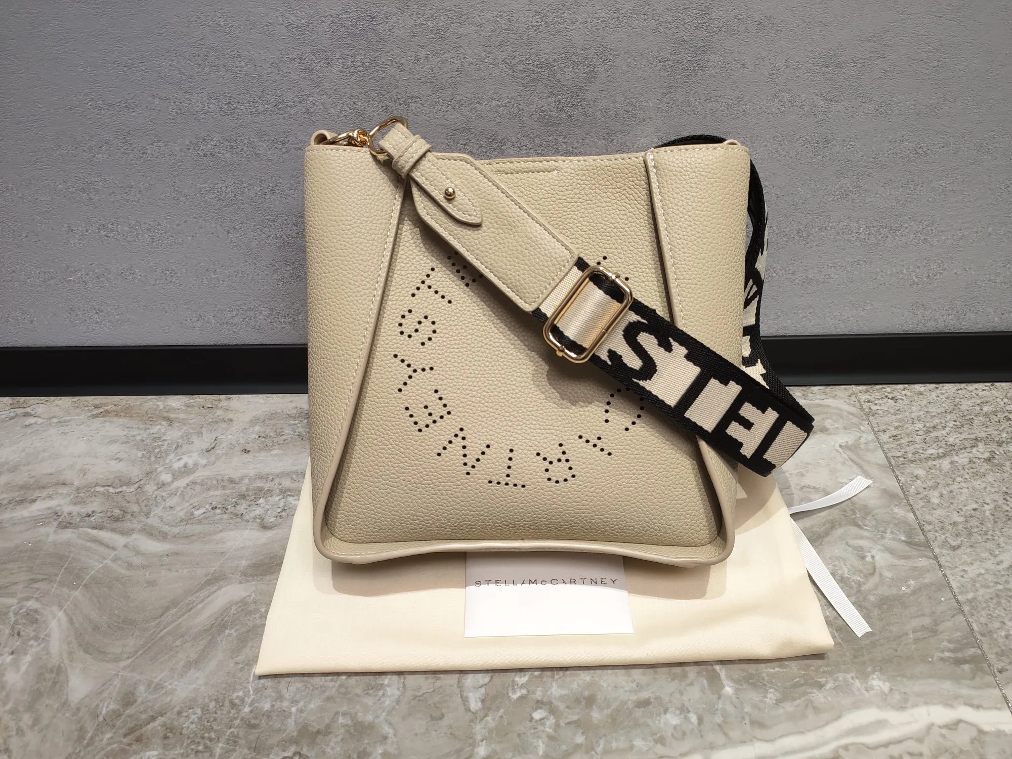 Designer Stella Style Shoulder Bag Premium Leather High End Fashion