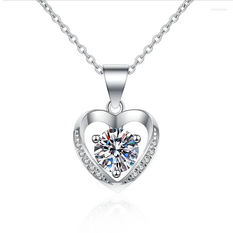 Kedjor zfsilver mode trendiga klassiker 925 silver 1ct moissanite evigt hjärta halsband kvinnor tillbehör lyx charms bröllop smycken