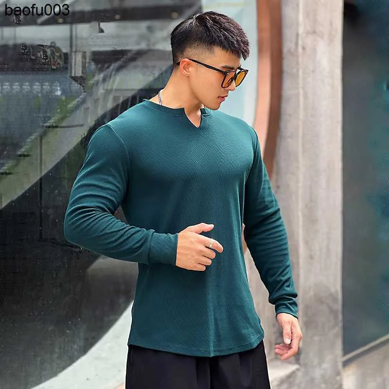 T-shirty męskie 2022 Solidny kolor fitness w stylu V Neck Bawełniany długi czas rękawowy Wysoka elastyczna koszulka T-slim