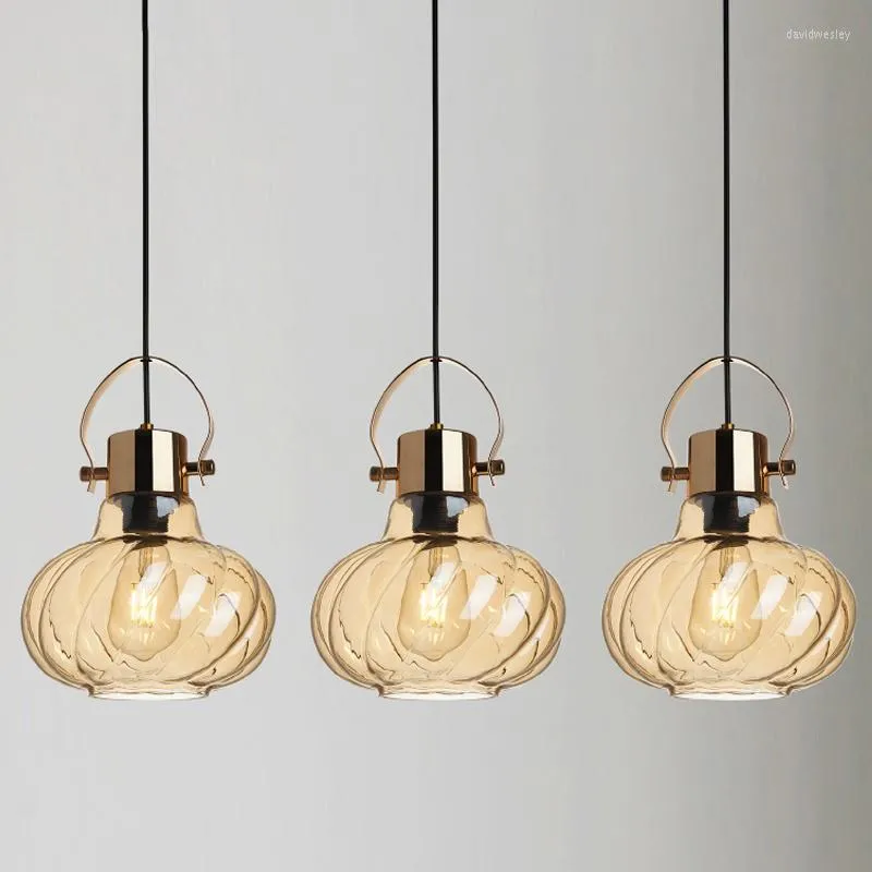 Подвесные лампы Японские стеклянные огни для кровати кухня Нордические винтажные светодиодные светодиодные лампы остров