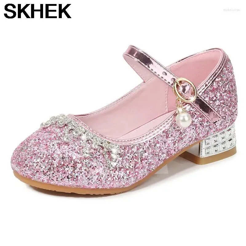Bambine con deals i tacchi